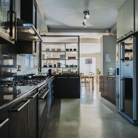 غونوبي The Edge Boutique Bed And Breakfast المظهر الخارجي الصورة